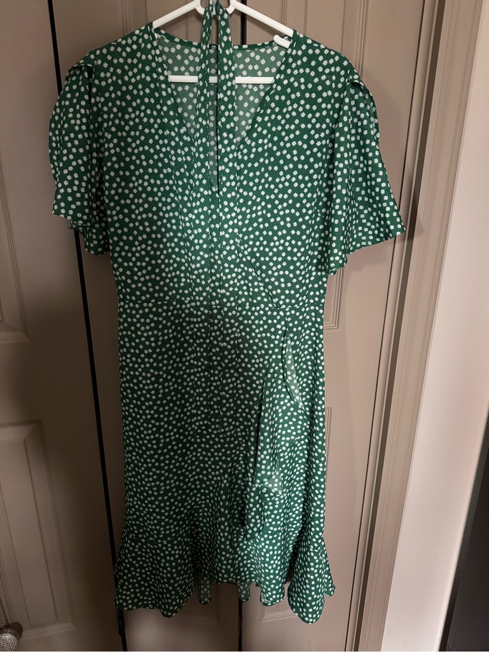 Green Polka Dot Midi Dress with V-Neck and Tie